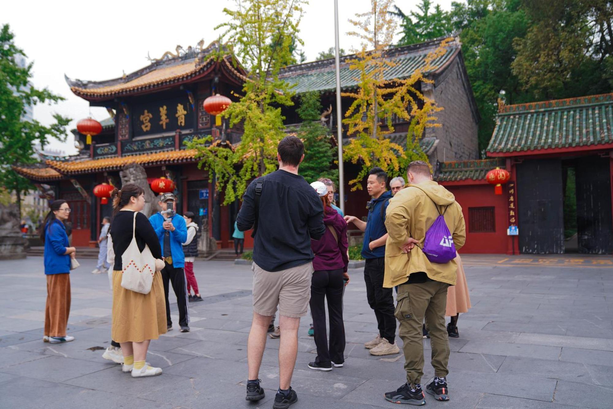 Chengdu Mix Hostel Courtyard Poshpacker Dış mekan fotoğraf