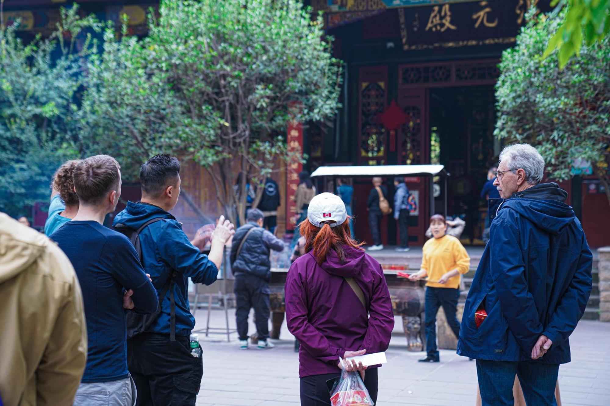 Chengdu Mix Hostel Courtyard Poshpacker Dış mekan fotoğraf